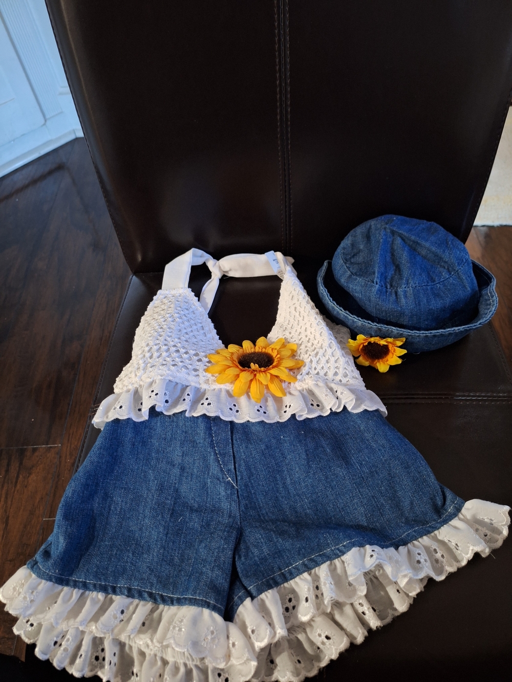 Denim and White Crochet Toddler 3pcs Shorts Set with Sunflower And Ruffles
